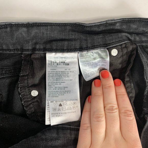 Levi's 712 Slim Jeans Size 29 Black - Picture 7 of 7